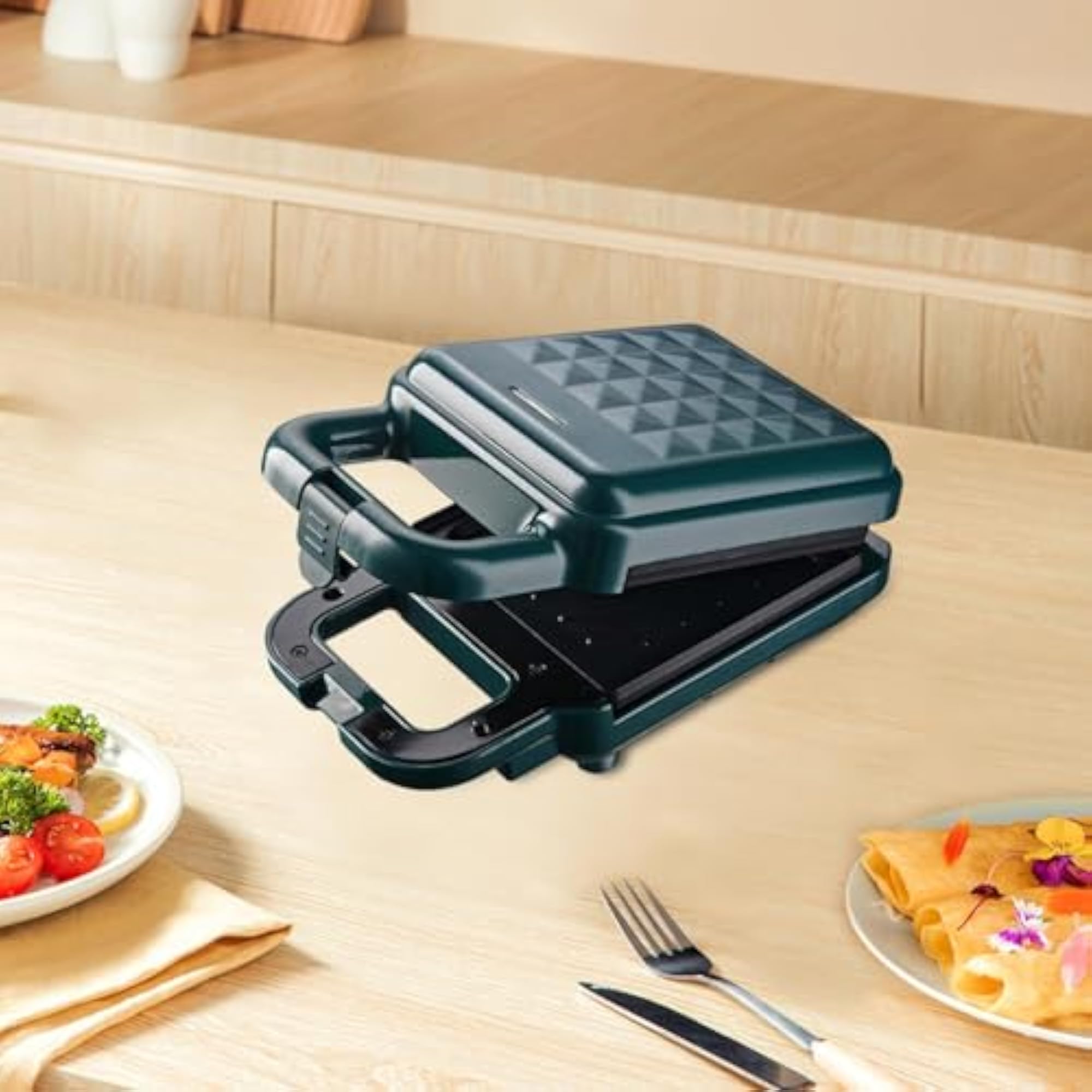 Electric Sandwich Maker with Removable Waffle Plates