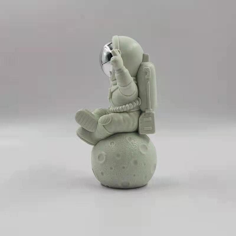 Miniatura 5 de Estatua de astronauta escultura de astronauta, esculturas para decoración del hogar, decoración de estante blanco, decoración de mesa, bonito adorno