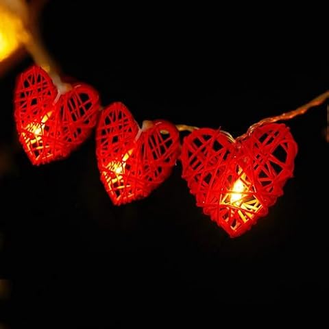Giga Gud 20 Bulbs 9 ft Red Heart Shape Light Valentine's Day String Light Decoration Battery Operated Heart Shape Fairy Light for Home Valentines,Wedding,Party,Anniversary Party Supplies (Red Heart) Cover