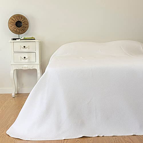 Casa da Laura - Couvre-lit Élégant Blanc Très Grand Lits - 280 x 260 cm - Convient aux Lits 200 - Couvre-lit Estival avec de Petits Losanges - 80% Coton 20%...