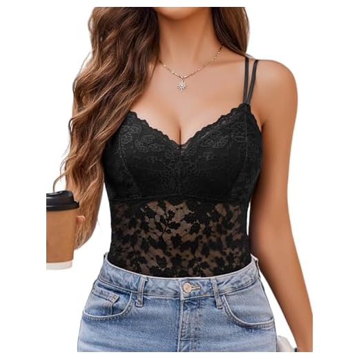 25 Chic Casual Outfits with Jeans and a Blazer - Your Ultimate Everyday Style Guide Lace Top