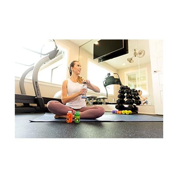 Balance-Of-Nature-Fruit-and-Vegetable-Supplements-90-Fruit-and-90-Veggie-Capsules-Green-and-Red-Superfood-Better-Than-A-Multivitamin-Vegan-No-Fillers-or-Extracts-100-Natural-Whole-Food Balance of Nature Fruits and Veggies - Whole Food Supplement with Superfood Fruits and Vegetables for Women, Men, and Kids - 90 Fruit Capsules, 90 Veggie Capsules - 1 Set