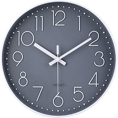 Horloge à quartz moderne de 30cm au mouvement fluide et finitions soignées