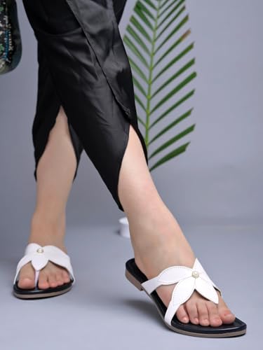 Image of Shoetopia Women Flat Sandal