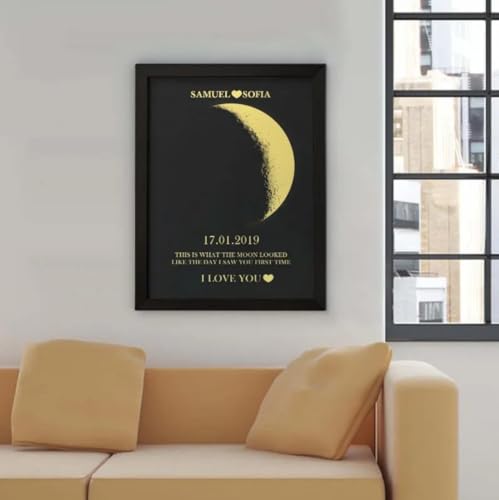 Marco de fase lunar personalizado de nogal para decorar tu salón con elegancia 7