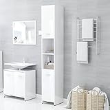 El estante tiene 6 compartimentos y 2 puertas, lo que ofrece varias opciones de almacenamiento y espacio adicional para guardar artículos en tu baño.