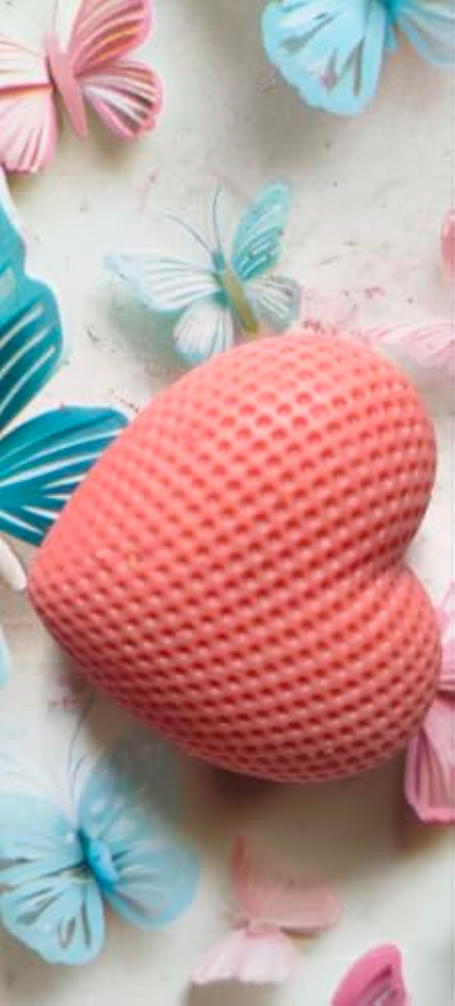 Heart-Shaped Textured Decorative Wax Candle, Pink