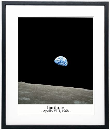 Earthrise Photo Framed Space Wall Art Ready Framed Space Print / Space Posters Earth Rise Photo Astronomie-Dekor-Schlafzimmer-Wand-Kunst & Weltraumposter für Wände Astrophysics Gifts (28cm x 36cm) Cover