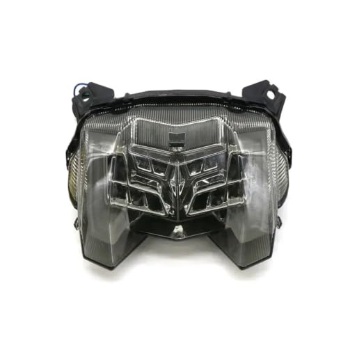Piloto trasero integrado FZ-09 para renovar la zaga de la moto