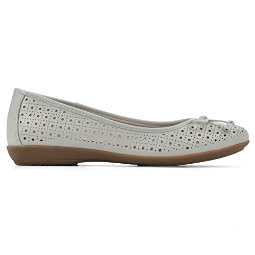 Image of CLIFFS BY WHITE MOUNTAIN Women's Cheryl Cushioned Ballet Flat