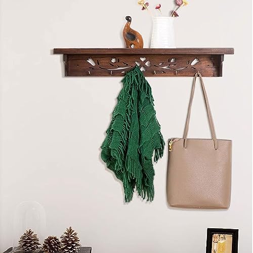 Étagères murales flottantes en bois véritable pour un intérieur chaleureux