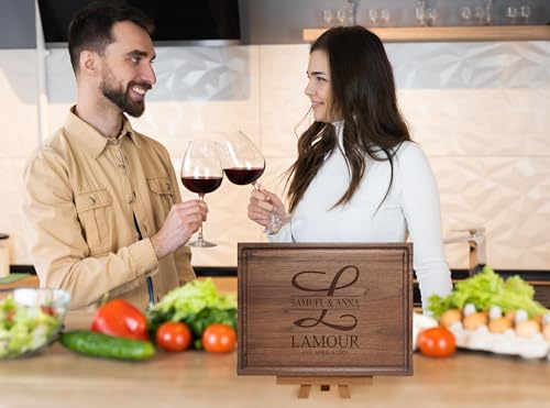 Tabla de Cortar Personalizada - Regalo de Boda, Aniversario, Inauguración - Diseño Personalizado con Iniciales Familiares - Hecha en USA miniatura 2