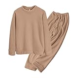 Mignon et confortable : les pyjamas assortis pour les couples et les familles sont sûrs d'être au centre de la saison des fêtes. Pour un être cher pour Noël, un anniversaire ou tout autre.