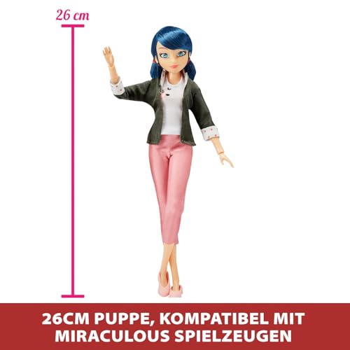 BANDAI – Miraculous Ladybug – Marinette & Ladybug Modepuppe – Bewegliche Puppe 26 cm mit 2 Outfits – Miraculous Spielzeug Gelenkpuppe – Kinderspielzeug ab 4 Jahren – P50355