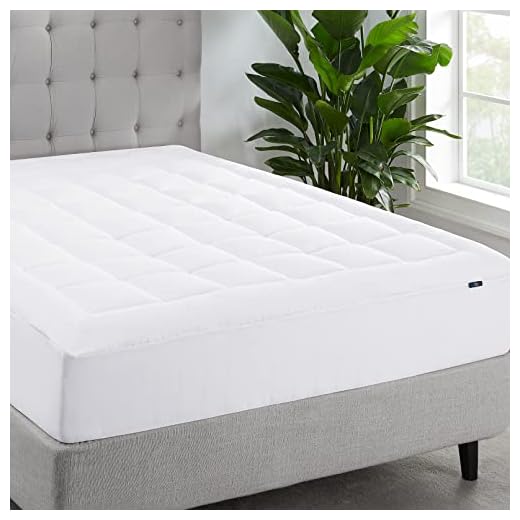 SERTA ComfortSure Breathable Elastic Dobby Check Quilted Pillow Top Mattress Pad Cover with 18" Deep Pocket for All Season, White, Queen