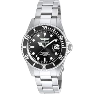 Invicta Men’s 8932OB Pro Diver Analog Display Quartz Silver Watch