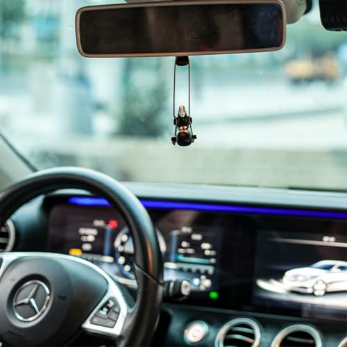 FENQURO No Face Man Anime Figuren Spirited Character Figur mit Spielen auf Einer Schaukel Modellstatue für Auto und Rückspiegel Dekoration, Auto Zubehör zum Aufhängen für Männer und Frauen