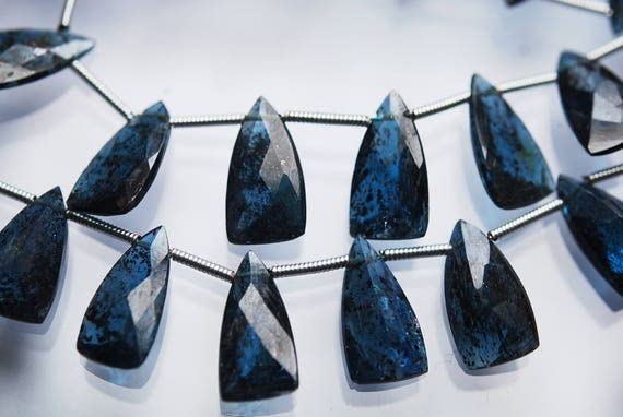 Moss Kyanite en briolette trillion 15x8mm pour création de bijoux DIY