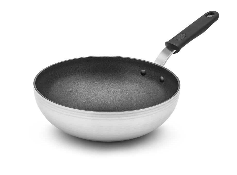 Wok de aluminio de 11 pulgadas con recubrimiento SteelCoat x3™
