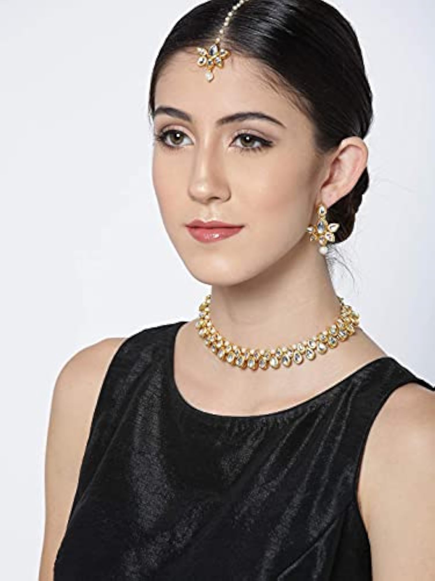 Gold-Plated Kundan Stone-Studded Choker Jewellery Set
