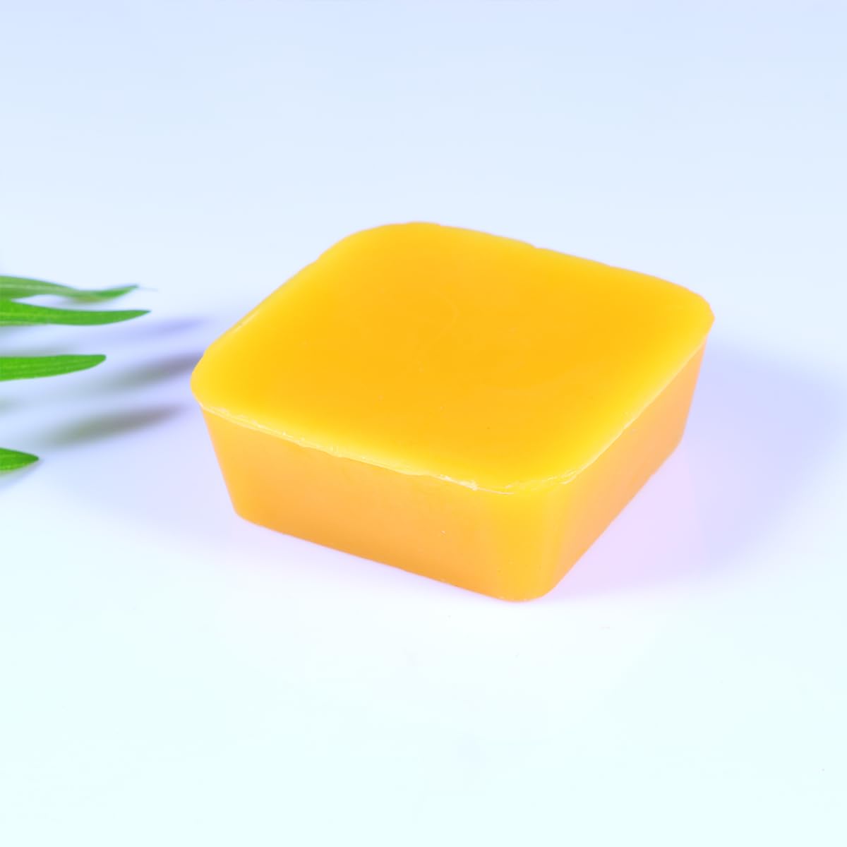 NUOBESTY Natural Beeswax Thread Wax Block for Sewing DIY Polishing Grinding Tool Organic Craft Smooth Wax for Furniture Candle Making Skin Care and Bracelet Maintenance 2.17X2.17X0.79 Inch - Image 4