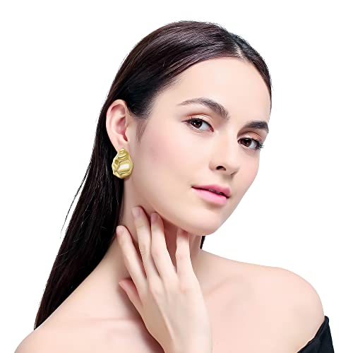 Cuicanstar 6 Pairs Gold Waterdrop Earrings Lightweight Chunky Gold Teardrop Hollow Hoops Heart Earrings Spiral Hollowed Out Tear Drop Earrings Set For Women Girls #TOP7