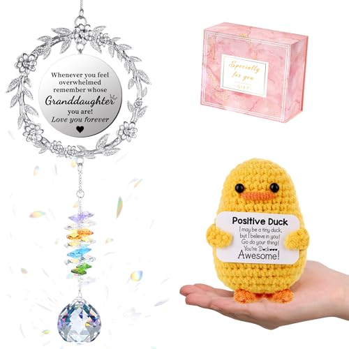 Granddaughter Gifts from Grandma, Teen Girl Gifts Trendy Stuff Sun Catcher for Granddaughter Graduation Gift 2025 Suncatcher Postive Crochet Duck Suncatchers for Windows Hanging Birthday Gift Set