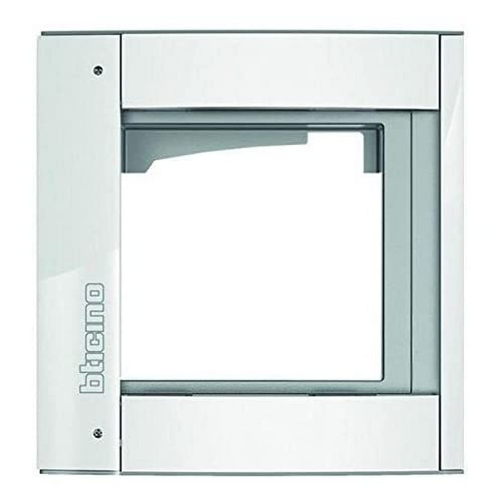 Legrand 067812 - Copri persiana Céliane - IP44 - FB - Bianco - per presa 2P+ T | Leroy Merlin