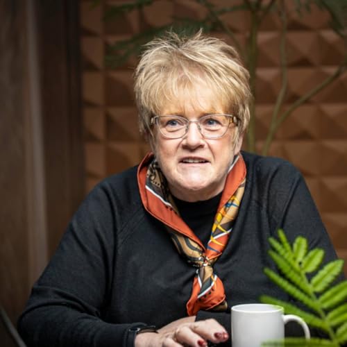 Hvorfor har vi blitt s&aring; d&aring;rlige til &aring; lese? Med Trine Skei Grande