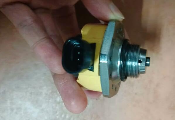 312-5620 Solenoid complete For Caterpillar 320D 323D For CAT 326-4635 317-8021 324-0532 317-7966 Fuel pump C6.4 C6.6 Diesel engine - (Color: 312-5620)