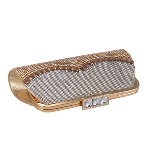 Fermeture Sécurisée pour cette Pochette Chic Dorée de Soirée Compacte