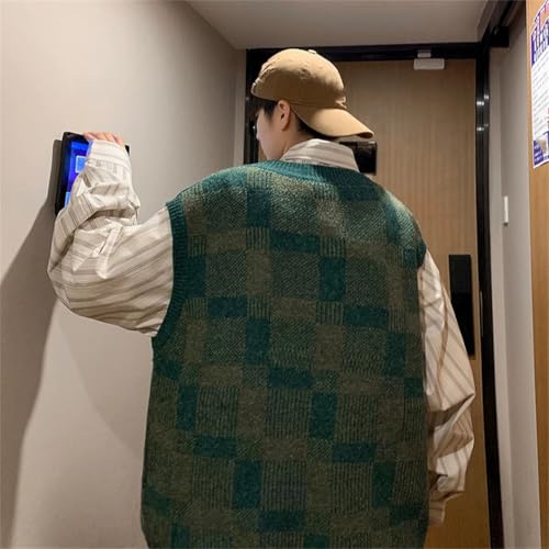 Men's Winter V-Neck Japanese Retro Plaid Knitted Fashion Loose Sleeveless Pullover Knitted Vest4