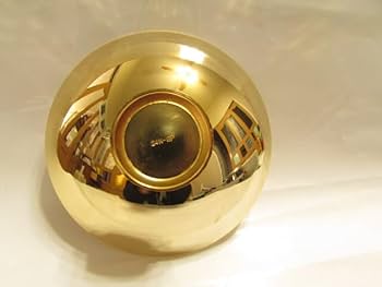 24KGP金盃昭和レトロビンテージ菊の御紋と鶴の彫り模様美品( 新品未使用)最終 ☆中古品☆24K GP鶴の紋の金杯 - メルカリ