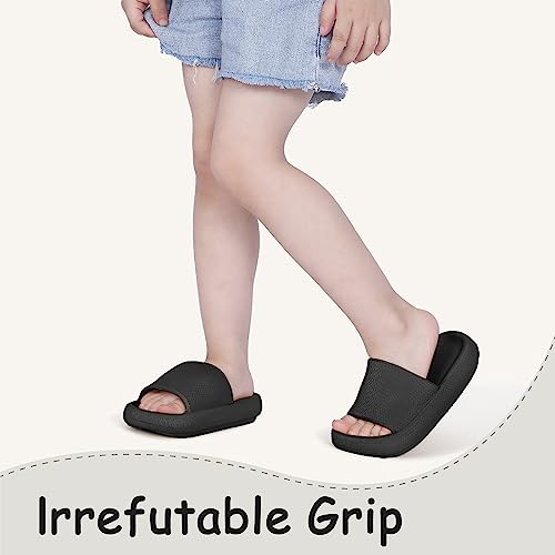 Menore Cloud Slides For Kids Shower Beach Slippers Boys Girls Bathroom Thick Sole Pillow Slippers Summer Non-Slip Pool Sandals（Black,2.5-3Big Kid ） #TOP2