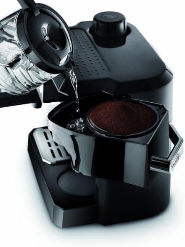 Pouring water into the De'Longhi BCO320T drip coffee reservoir