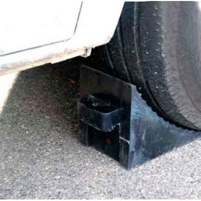 StickersLab Kerb wheel stops hard rubber wedges for vehicles