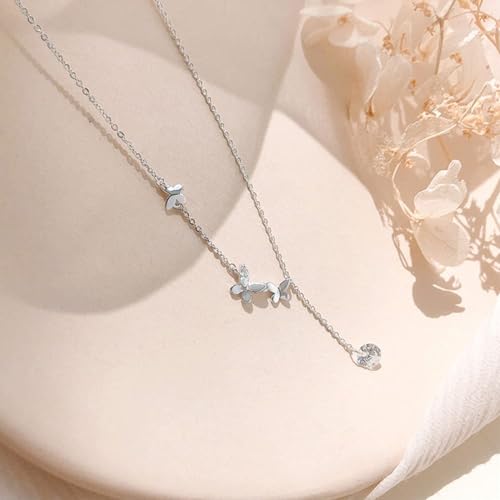 Collier brillant long pompon papillon idéal pour vos soirées