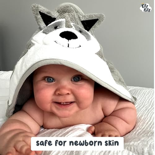 Image of Riff Raff Smart Racoon Hooded Towel - Premium Cotton Baby Towel with Mitt Set - Ultra Soft Machine Washable Cartoon Hooded Baby Towels - Baby Towels with Hood for Newborn Baby, Infants, Toddlers