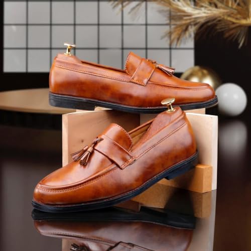 Image of WUGATTI Synthetic Slip-On Trendy, Stylish Casual Loafers for Men