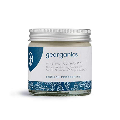Georganics - Pasta de Dientes Blanqueadora Orgánica Rica en Minerales - Fórmula No Espumosa con Aceite de Coco Virgen Orgánico - Vegana y Cruelty Free, sin Flúor et SLS - Menta Inglesa - 60ml