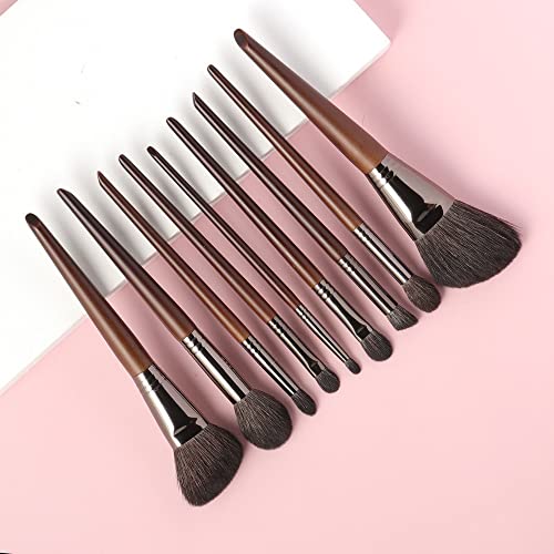 Pinceaux de maquillage visage pour éviter les démarcations de fards