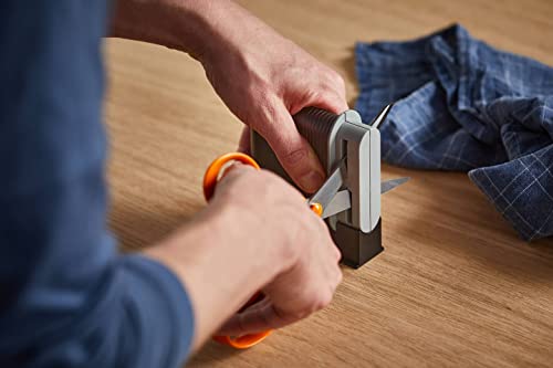 Fiskars 1005137 Scissors Sharpener, 3.5 X 10.2 X 9.8 Cm, Orange #TOP2