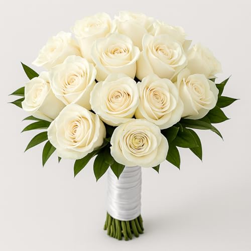 GlobalRose Royal Ivory Bridal Bouquet | Classic Wedding Bouquet with