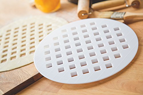 Fox Run Lattice Pie Top Cutter, Plastic, White 9.75 x 9.75 x 0.25 inches - Thumbnail 3
