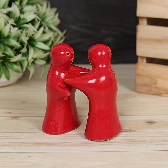 Image of Qimacplus Hug Design Salt and Pepper Shakers Charming Couple Set for Retro Farmhouse Decor, Ideal Kitchen Accessories for Home Decor (Red)