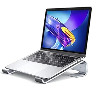 Soqool Laptop Ständer, Ergonomisch Laptop Halterung für Schreibtisch, Aluminium Notebook Ständer mit Belüftung, Kompatibel mit MacBook Air/Pro, Lenovo, Huawei, Acer, Dell, HP (10-17 Zoll)