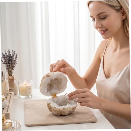 Boîte à bagues en géode d'agate blanche naturelle avec charnière dorée