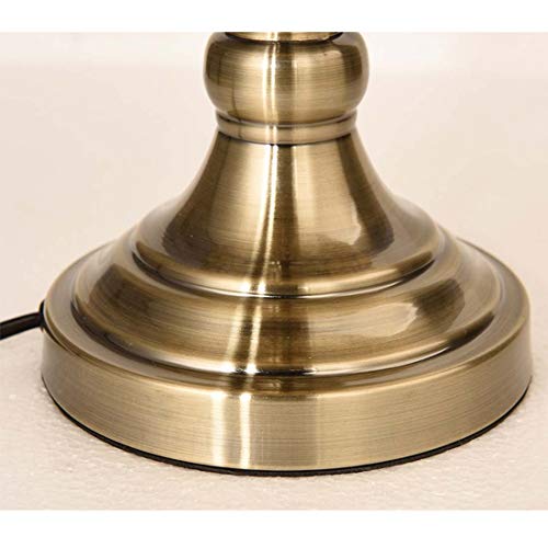 Lampe de table en vitrail d'exception et socle en cuivre au design architectural noble