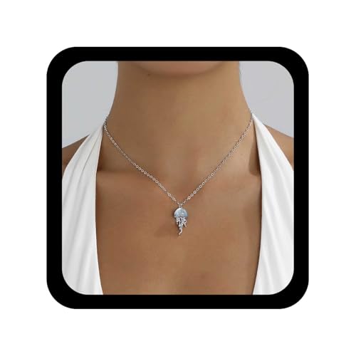 Collier en forme de poisson en opale pour célébrer la beauté de l'été