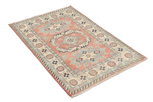 Tapis Kazak pakistanais en laine pour sublimer une entrée élégante
